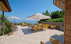 Sea View Guesthouse Opara